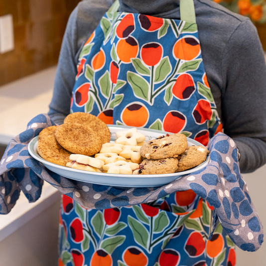 Rose Hips Apron – Hand-Drawn Organic Cotton Apron with Pockets