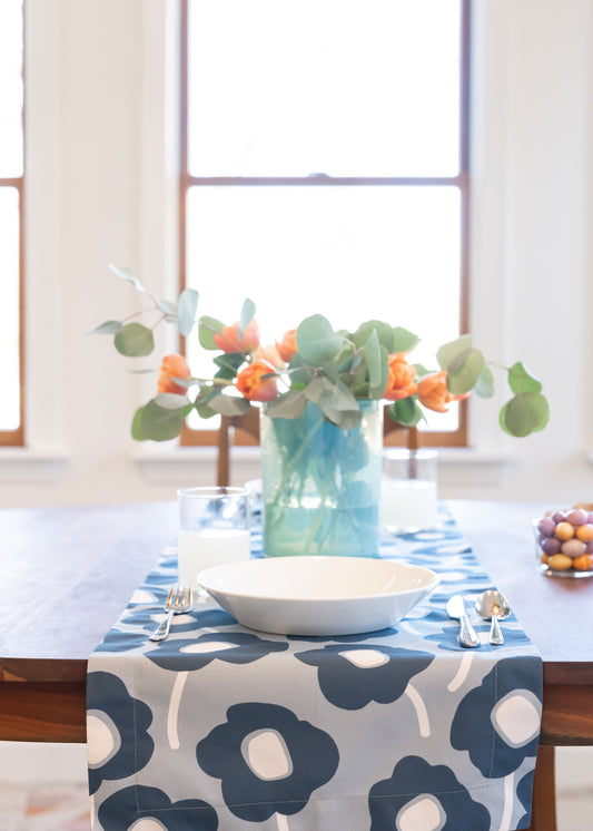 Table Runner - Mod Flowers (Grey)
