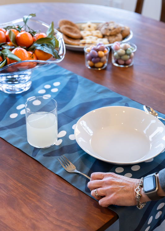 Table Runner - Seed Pods